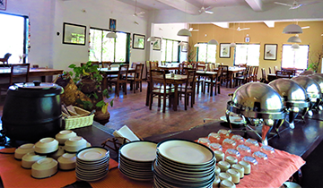 gir_birding_lodge_gives_all_facilities_to_wildlife_and_bird_watching_visitors_to_gir_gational_park